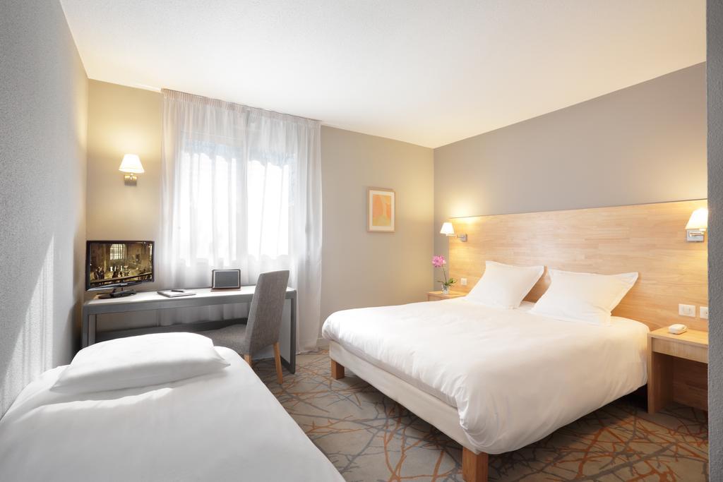 Hotel Des Frenes Euromedecine Montpellier Room photo